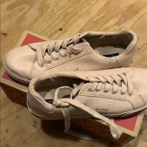 Tommy Hilfiger pink shoes